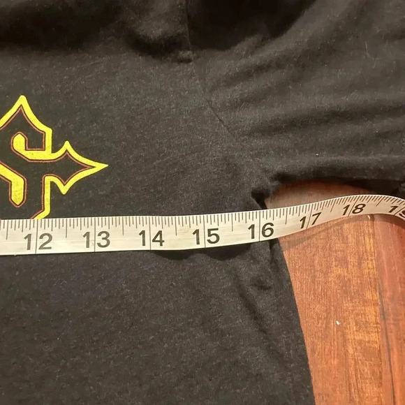 Headbangers Ball Womens Unisex Retro Tshirt Sz S Heavy Metal MTV 80s 90s Rock - Picture 7 of 8